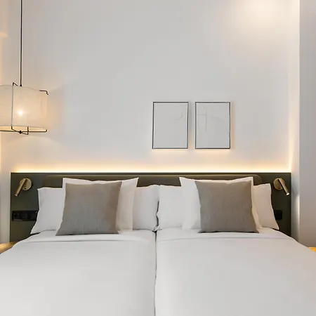 La Hotel 2*